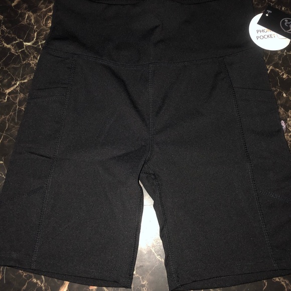 BIKER SHORTS. FULLY RESTOCKED ❤️💚🤍🖤 - Picture 7 of 7